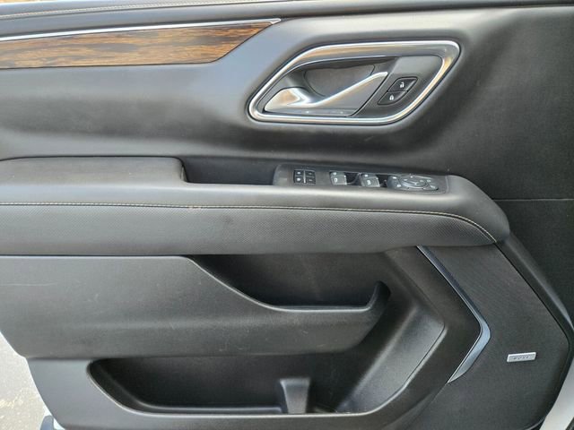 Used 2023 Chevrolet Suburban Premier AWD/4WD image 35