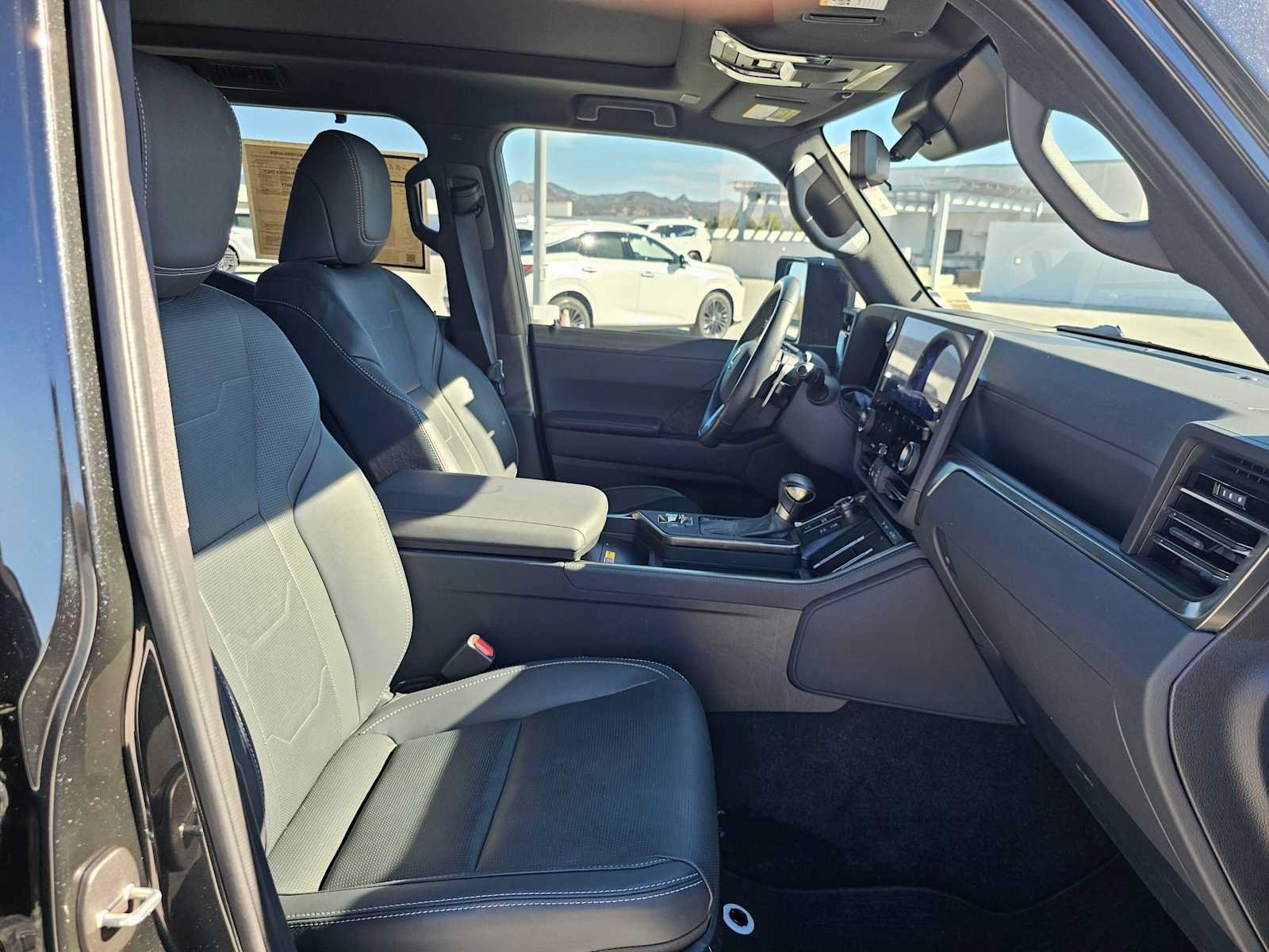 Certified 2025 Lexus GX 550 w/ Cold Area Package AWD/4WD image 10