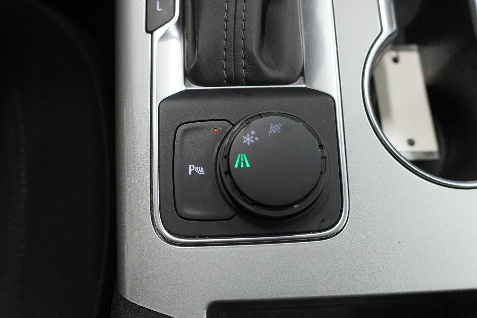Used 2020 Chevrolet Blazer LT FWD image 18