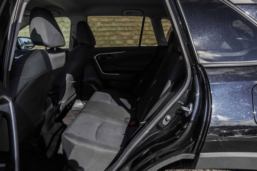 Used 2024 Toyota RAV4 LE image 20