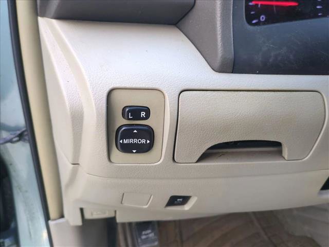 Used 2010 Toyota Camry LE image 13