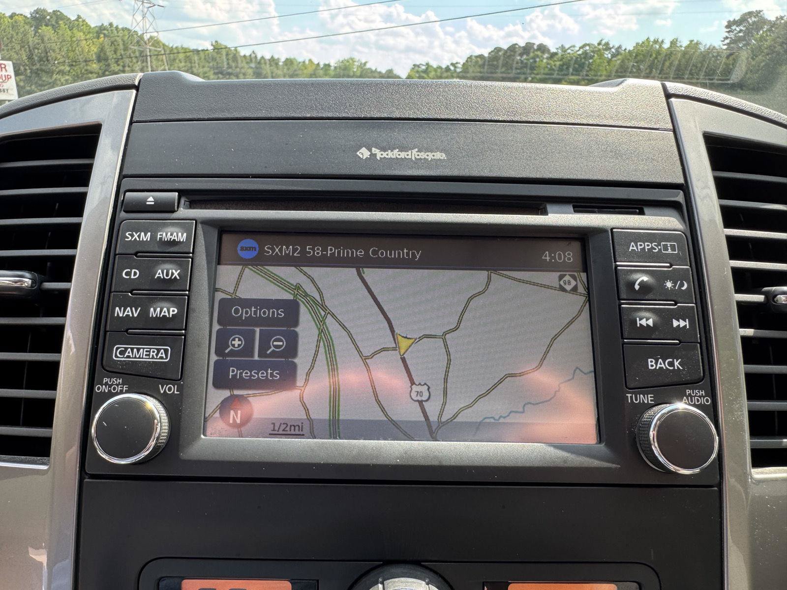 Used 2015 Nissan Frontier SL AWD/4WD image 19