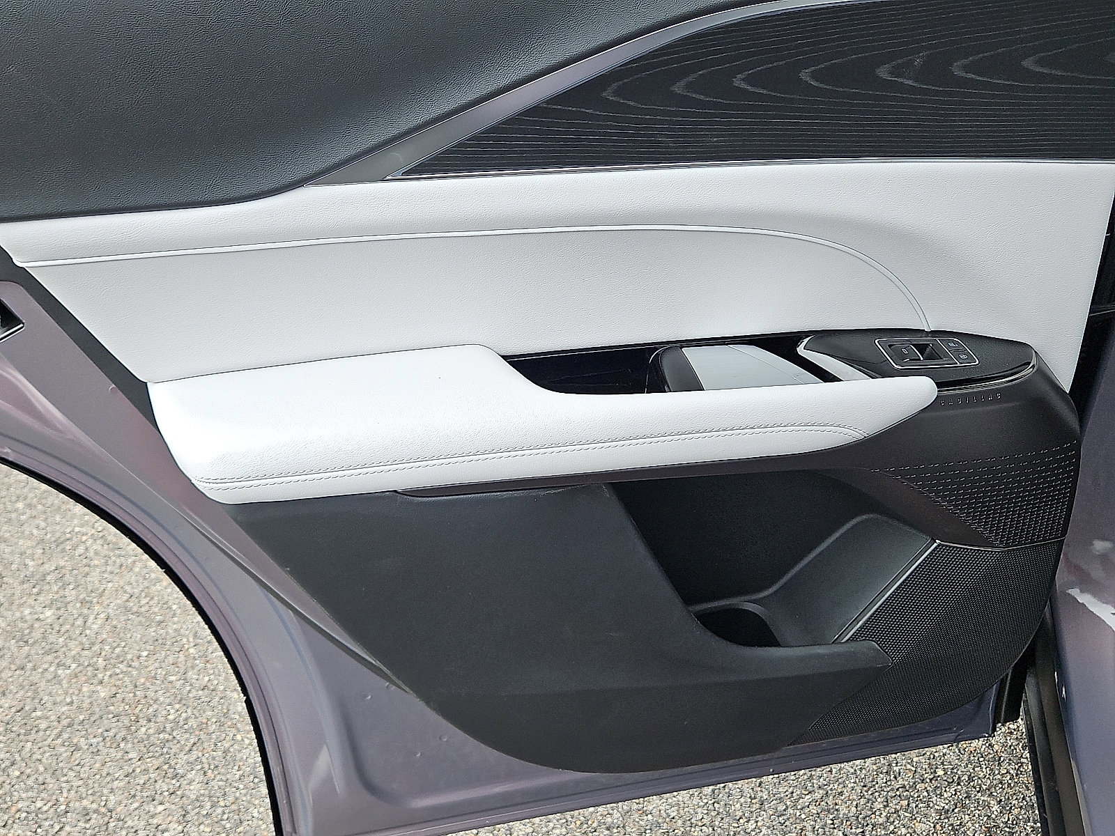 New 2025 Cadillac Lyriq Luxury image 10