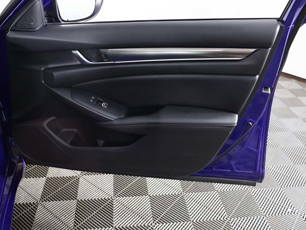 Used 2020 Honda Accord Sport image 20