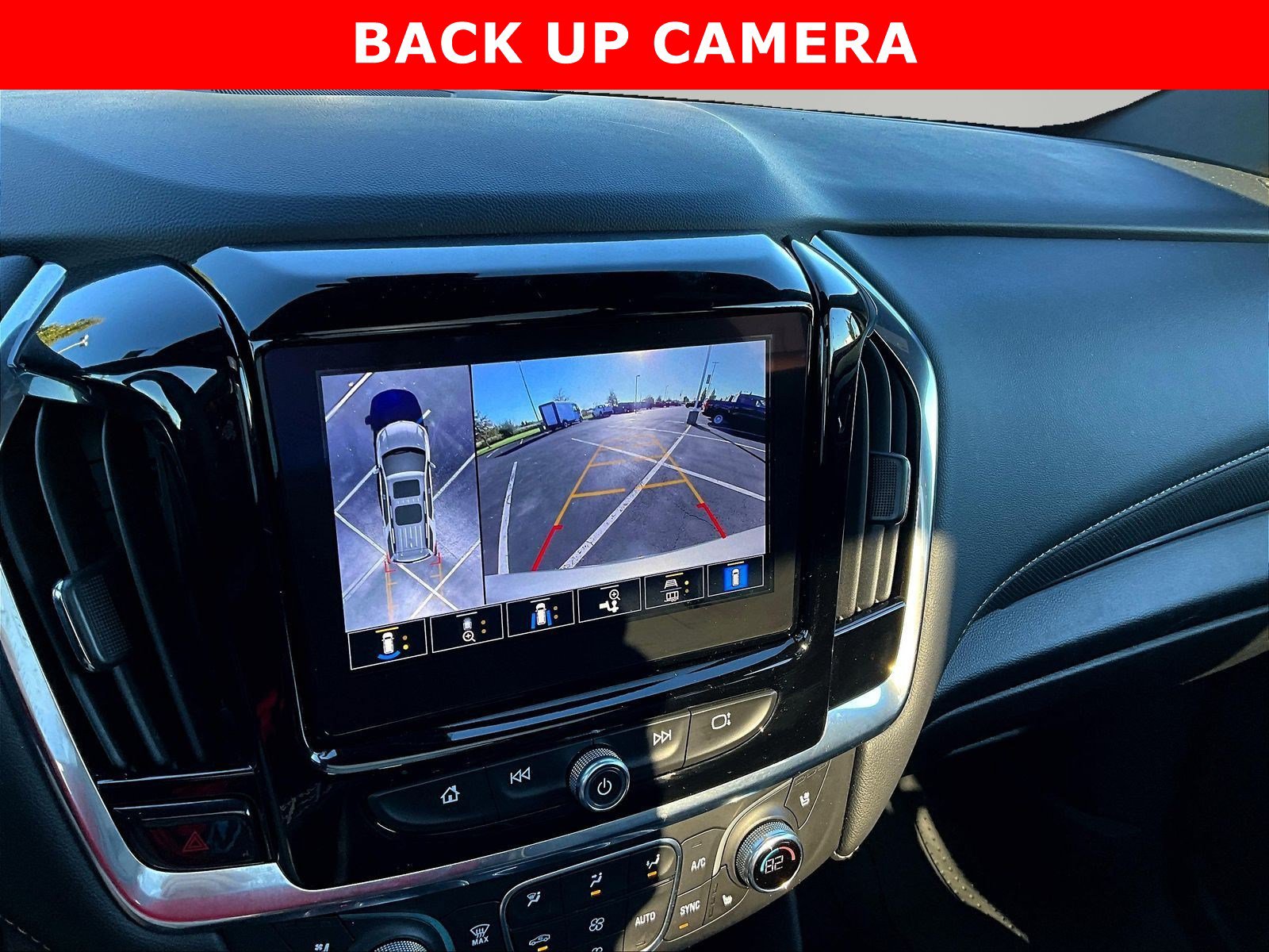 Used 2023 Chevrolet Traverse Premier w/ Redline Edition FWD image 14