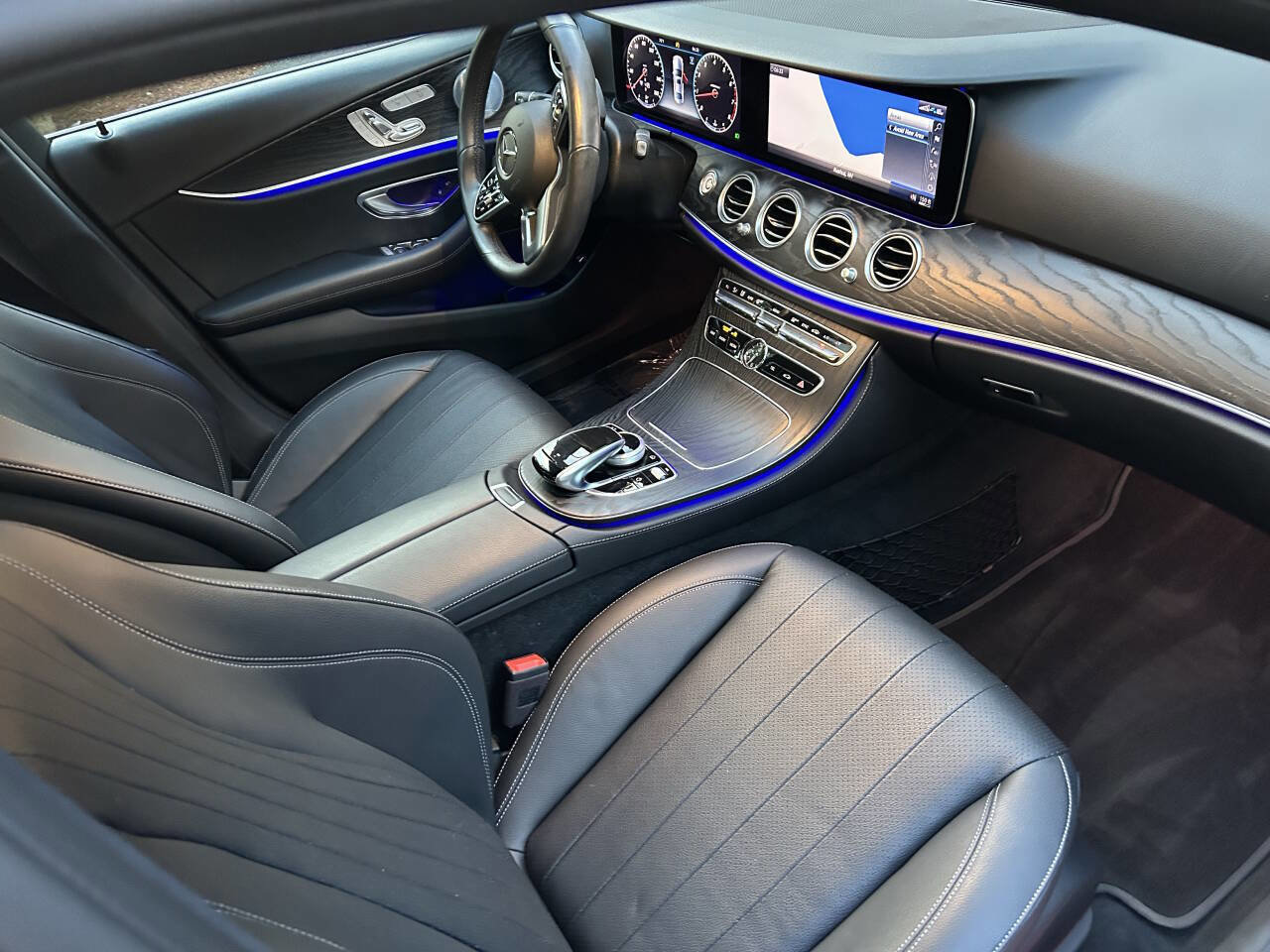 Used 2020 Mercedes-Benz E 350 4MATIC Sedan w/ Parking Assistance Package image 35