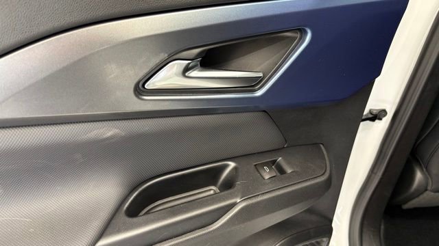 New 2026 Chevrolet Equinox EV LT FWD image 19