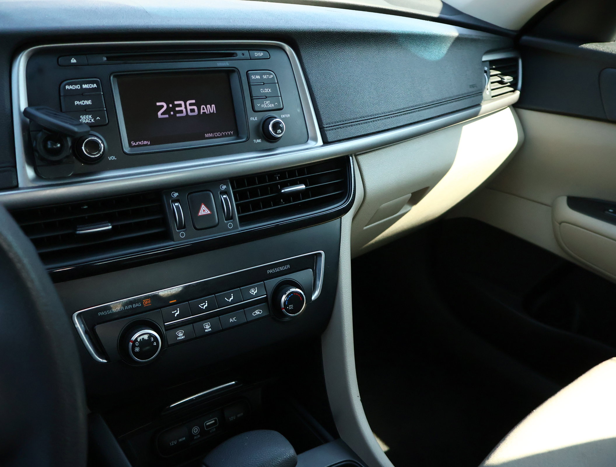 Used 2016 Kia Optima LX image 14