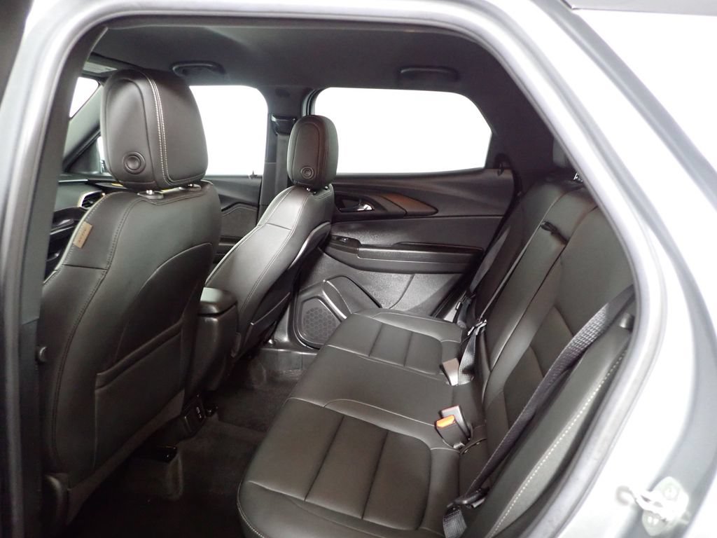 Used 2023 Chevrolet TrailBlazer ACTIV w/ Convenience Package AWD/4WD image 32
