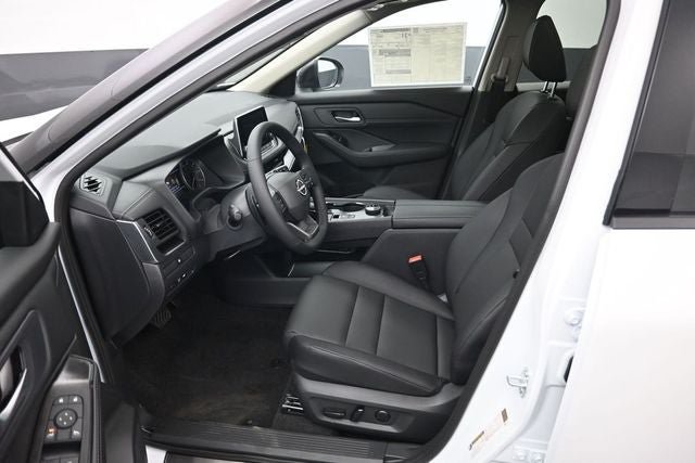 New 2026 Nissan Rogue Dark Armor AWD/4WD image 9