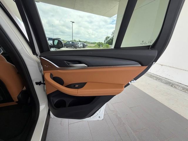Certified 2024 BMW X3 sDrive30i w/ Convenience Package RWD image 34