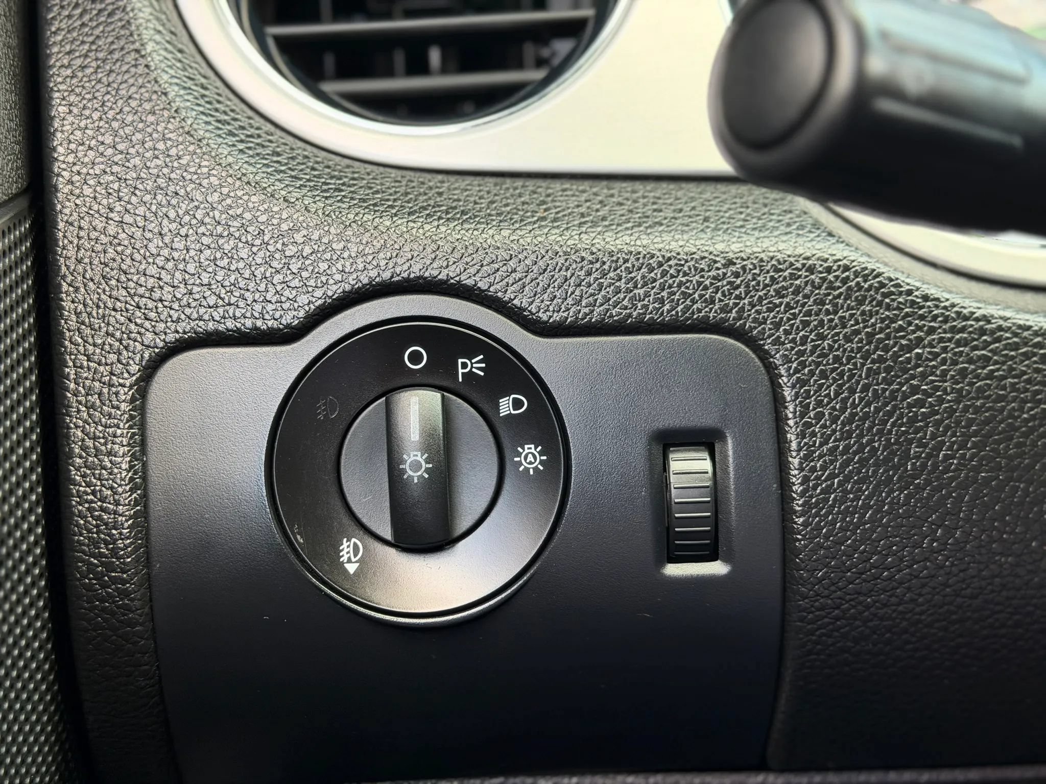 Used 2014 Ford Mustang GT w/ Electronics Package RWD image 28