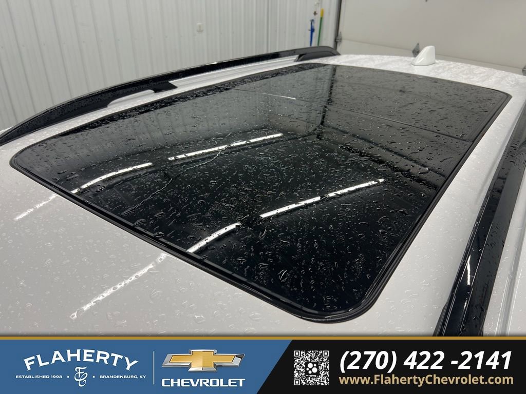 Used 2024 GMC Terrain AT4 w/ Tech Package image 35