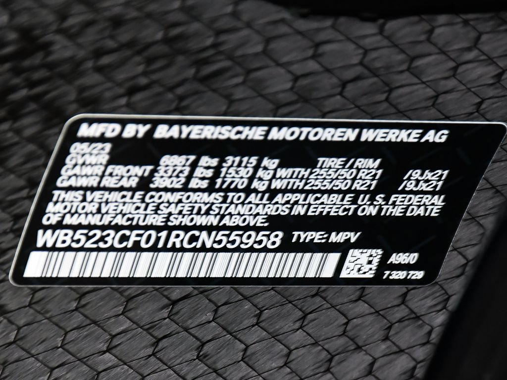 Used 2024 BMW iX xDrive50 w/ Sport Package AWD/4WD image 21