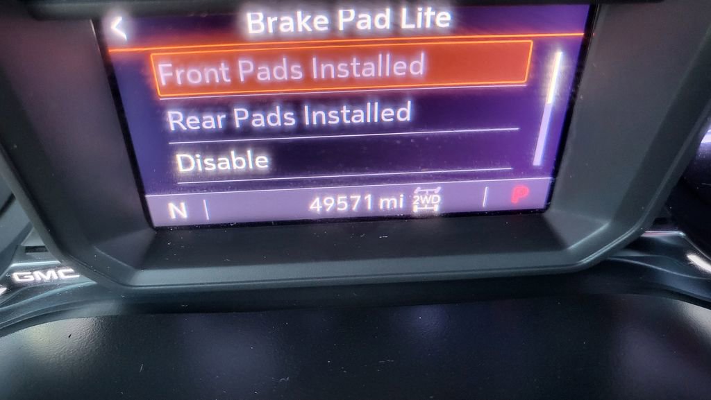 Used 2021 GMC Sierra 1500 AT4 image 30