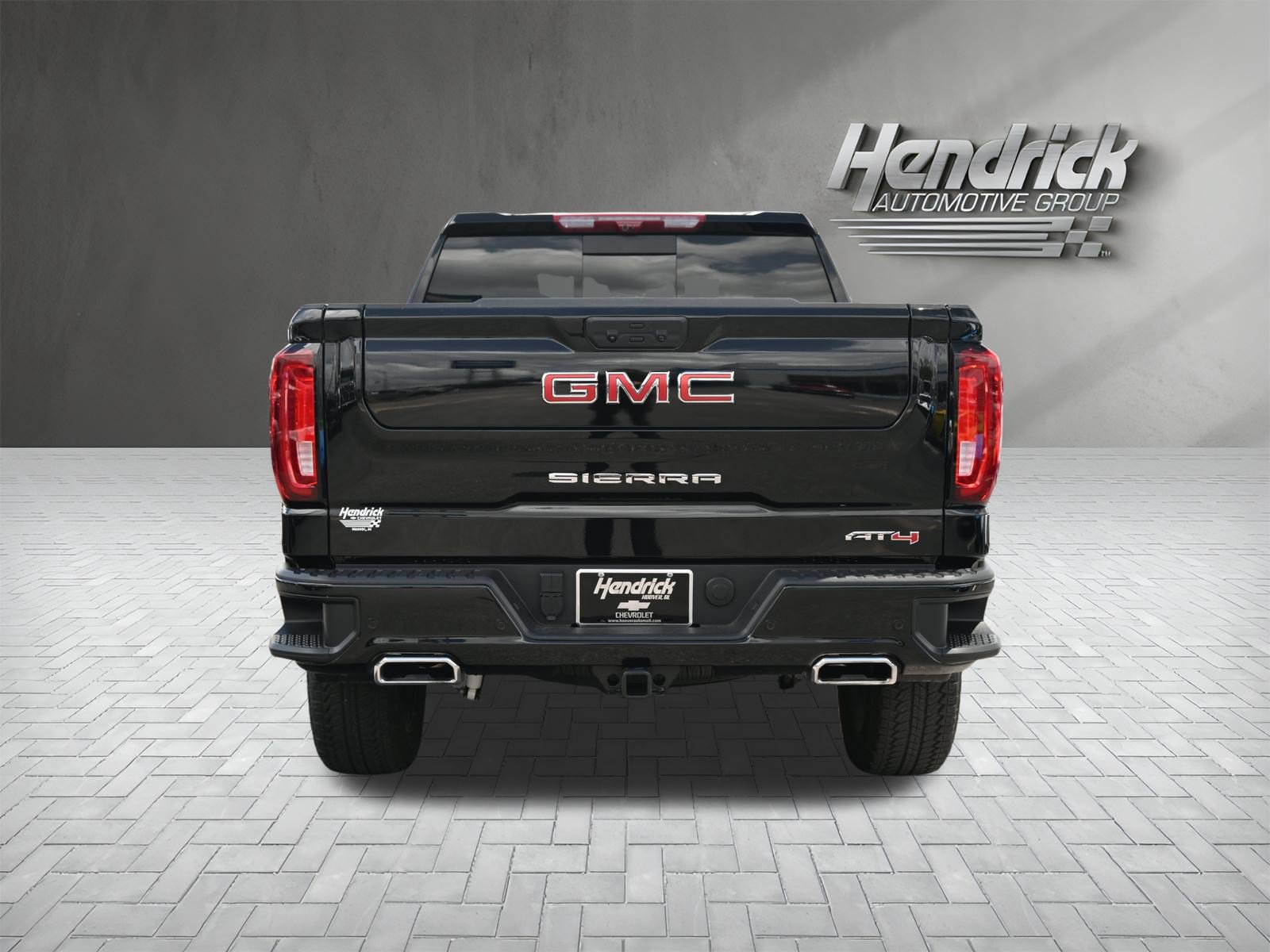 Used 2025 GMC Sierra 1500 AT4 w/ AT4 Premium Package AWD/4WD image 9