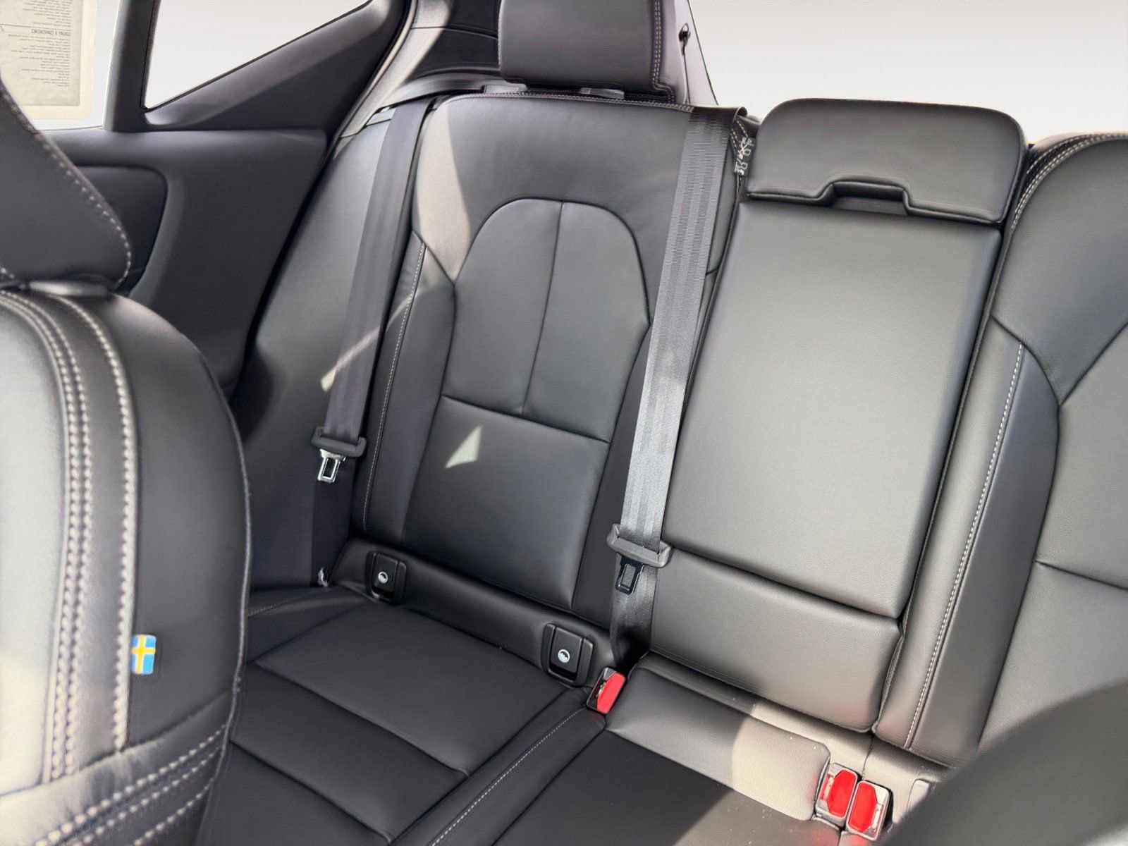 New 2026 Volvo XC40 B5 Ultra w/ Protection Package Premier image 13