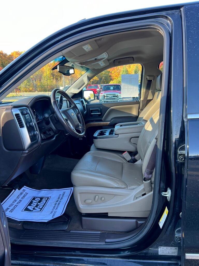 Used 2017 Chevrolet Silverado 1500 LTZ w/ Sport Package image 9