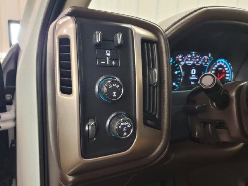 Used 2017 GMC Sierra 2500 Denali w/ Duramax Plus Package image 19