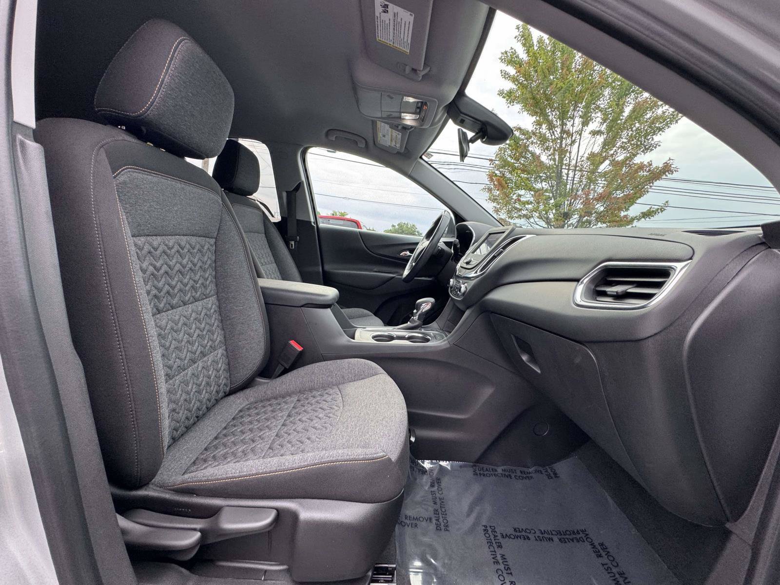 Used 2022 Chevrolet Equinox LT AWD/4WD image 9