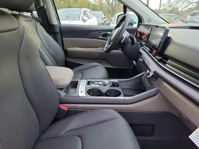 New 2026 Kia Carnival EX FWD image 34