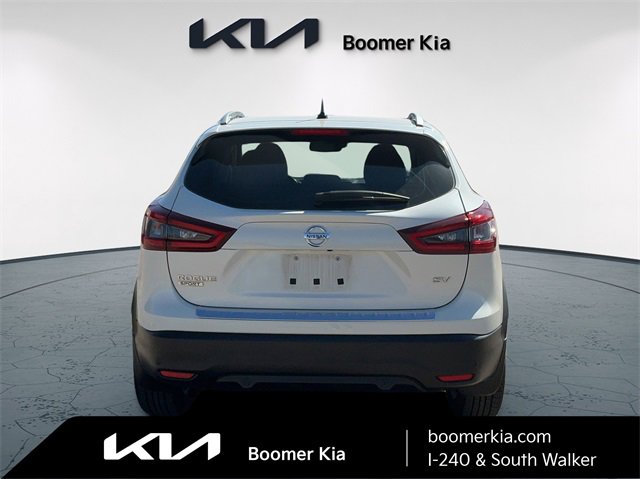 Used 2021 Nissan Rogue Sport SV w/ Technology Package image 6