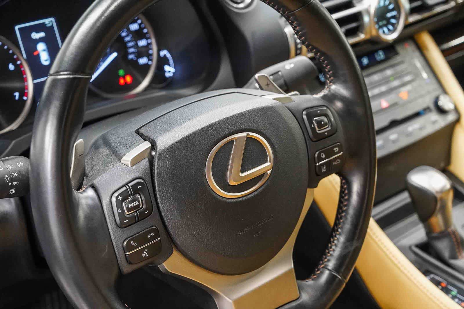 Used 2020 Lexus RC 300 w/ Accessory Package RWD image 20