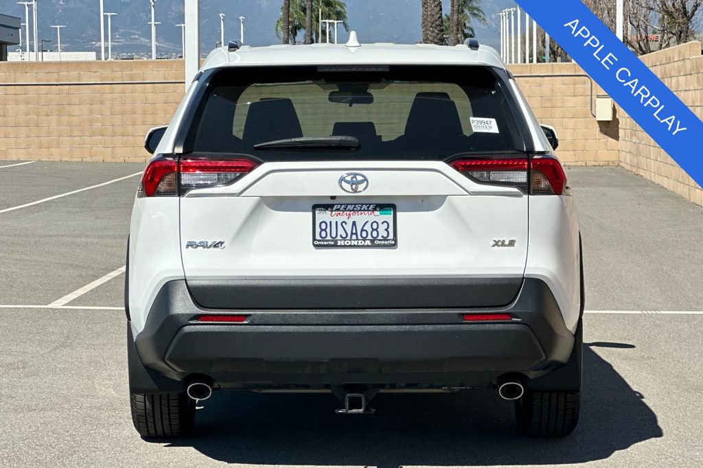 Used 2021 Toyota RAV4 XLE w/ Carpet Mat Package (TMS) image 5