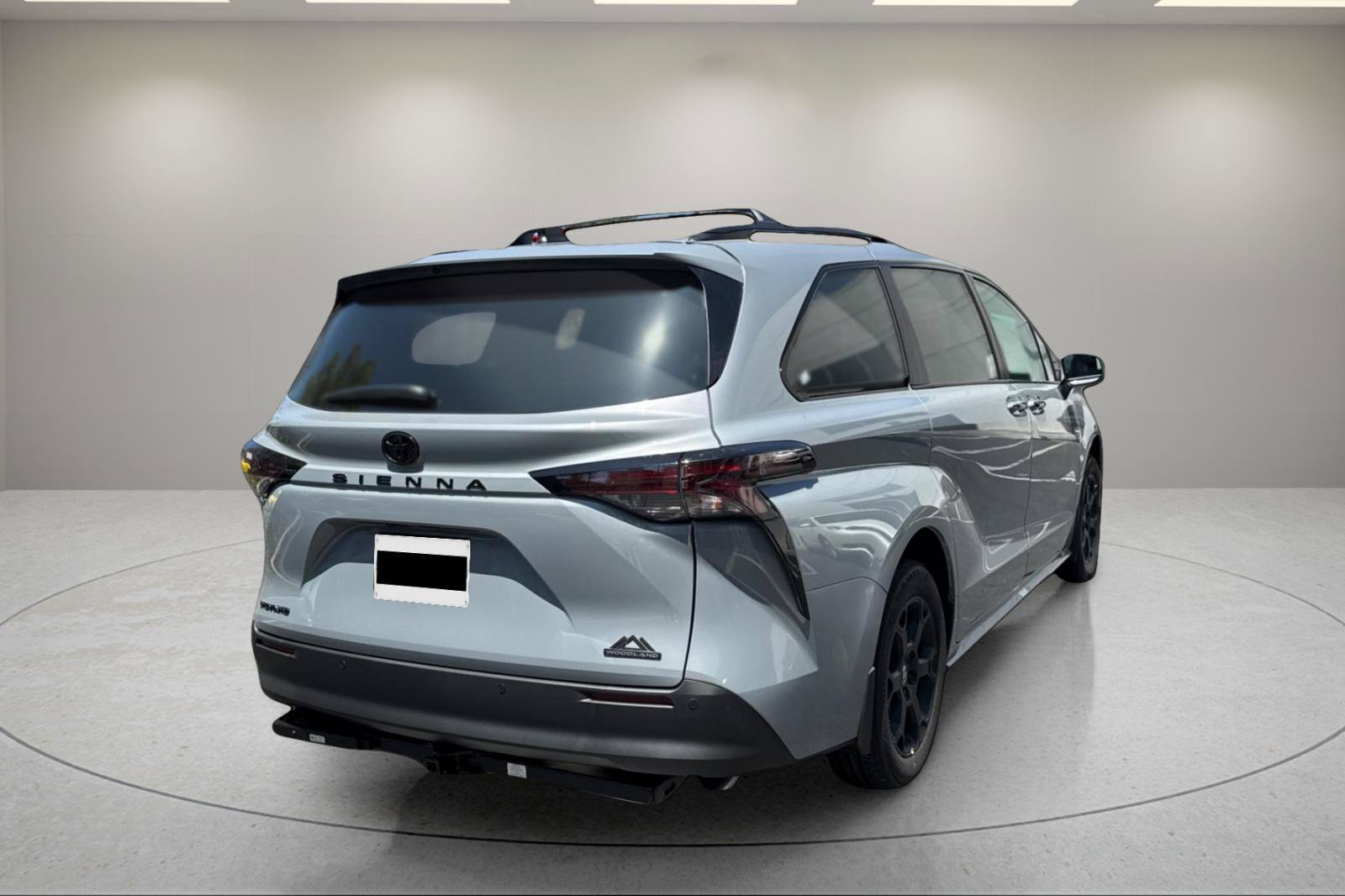 New 2026 Toyota Sienna XLE Woodland Edition AWD/4WD image 4