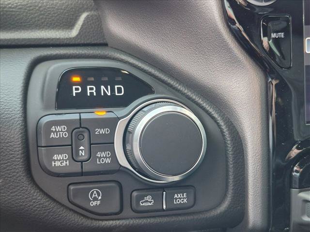 New 2026 RAM 1500 Big Horn AWD/4WD image 12
