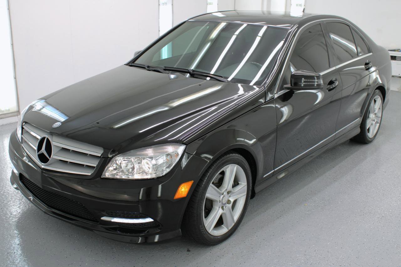 Used 2011 Mercedes-Benz C 300 Sedan image 4