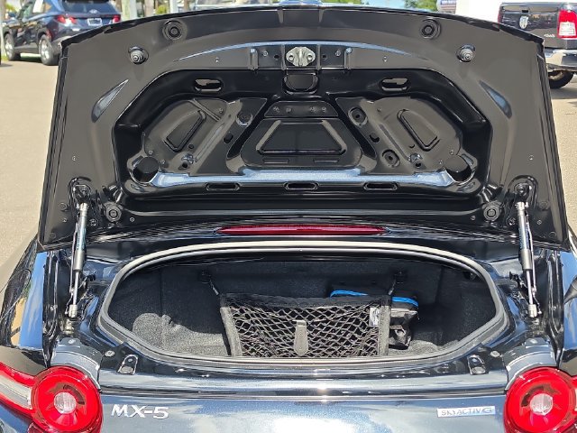 Used 2025 MAZDA MX-5 Miata Sport RWD image 8