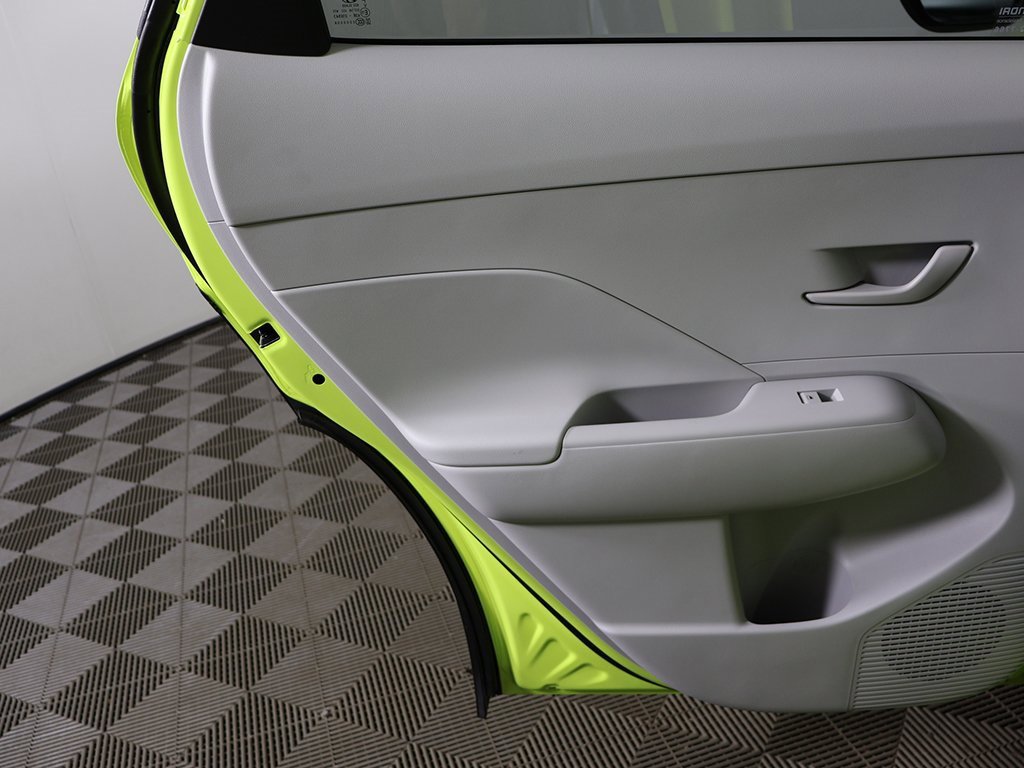 Used 2025 Hyundai Kona SEL image 22