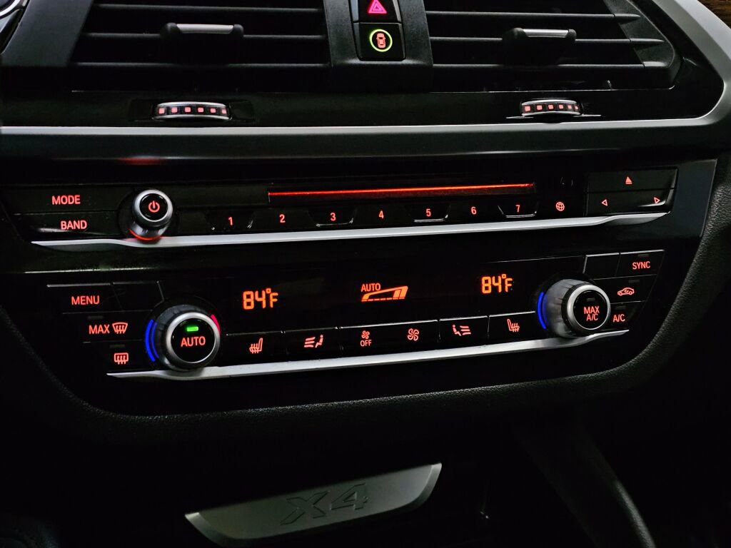 Used 2019 BMW X4 xDrive30i w/ Premium Package image 31