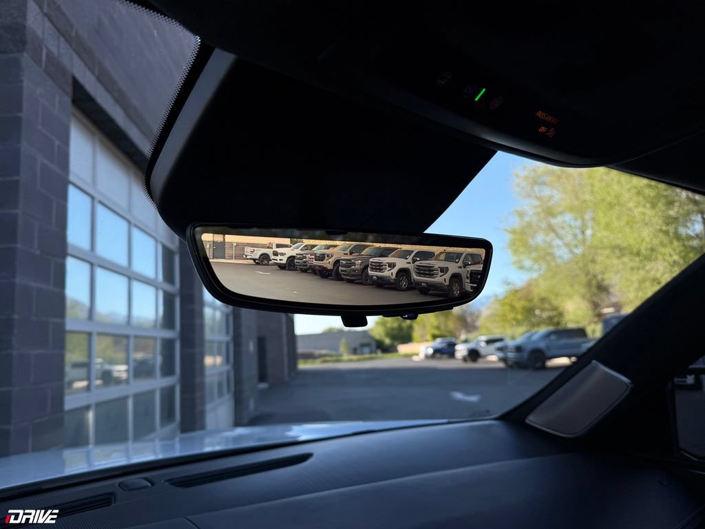 Used 2023 Cadillac Escalade ESV Sport Platinum w/ LPO, Floor Liner Package AWD/4WD image 42