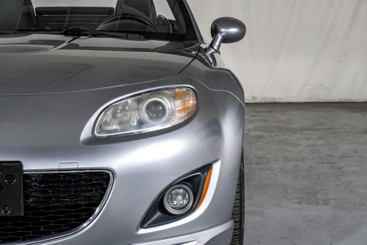 Used 2012 MAZDA MX-5 Miata Grand Touring w/ Premium Pkg image 28