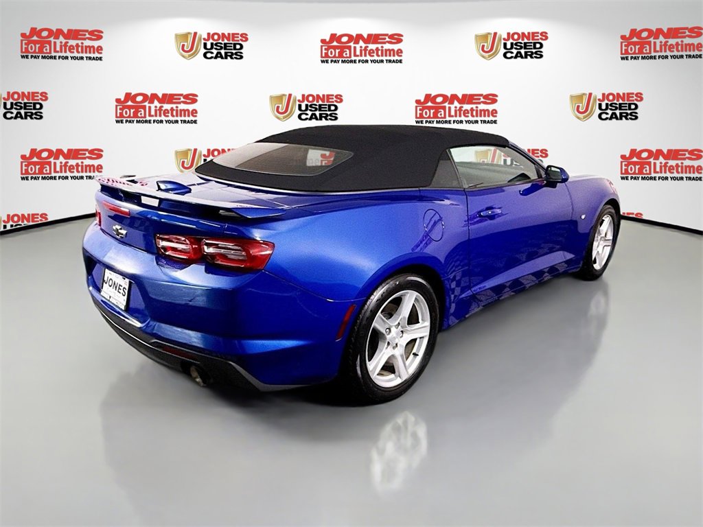 Used 2023 Chevrolet Camaro LT w/ Technology Package image 21