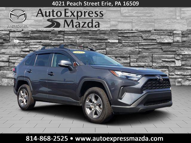 Used 2022 Toyota RAV4 XLE image 1