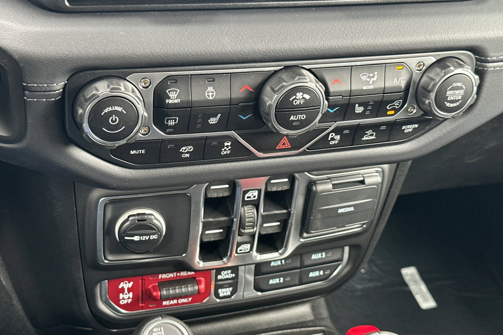 New 2025 Jeep Wrangler Unlimited Rubicon 392 image 20