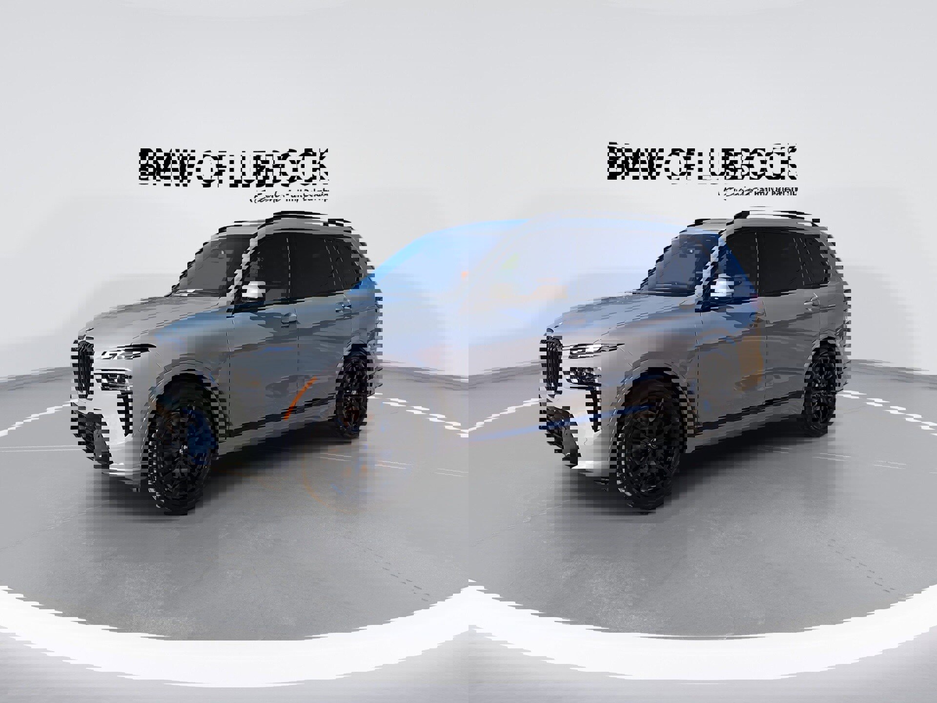 Certified 2026 BMW X7 xDrive40i w/ Executive Package image 4