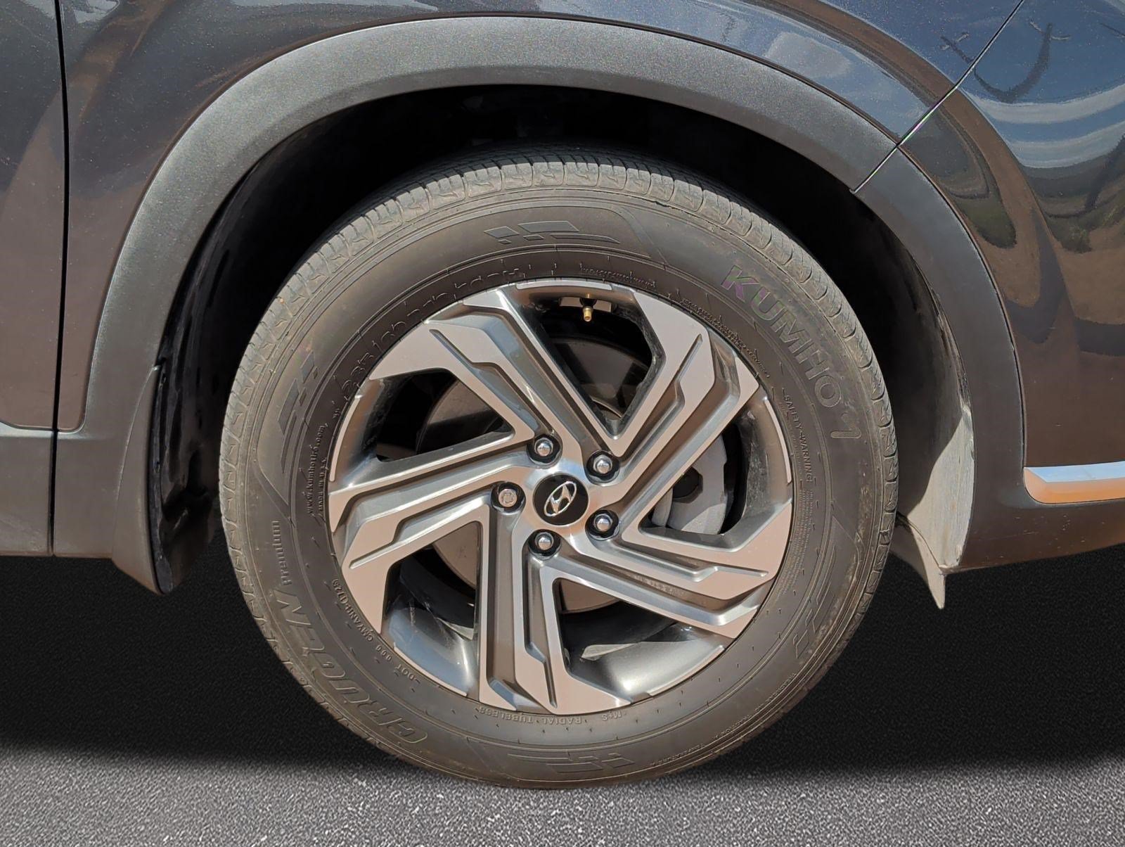 Used 2023 Hyundai Santa Fe SEL w/ Premium Package FWD image 7