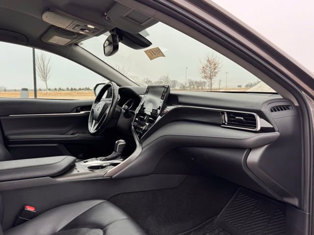Used 2024 Toyota Camry XLE w/ Cold Weather Package image 23