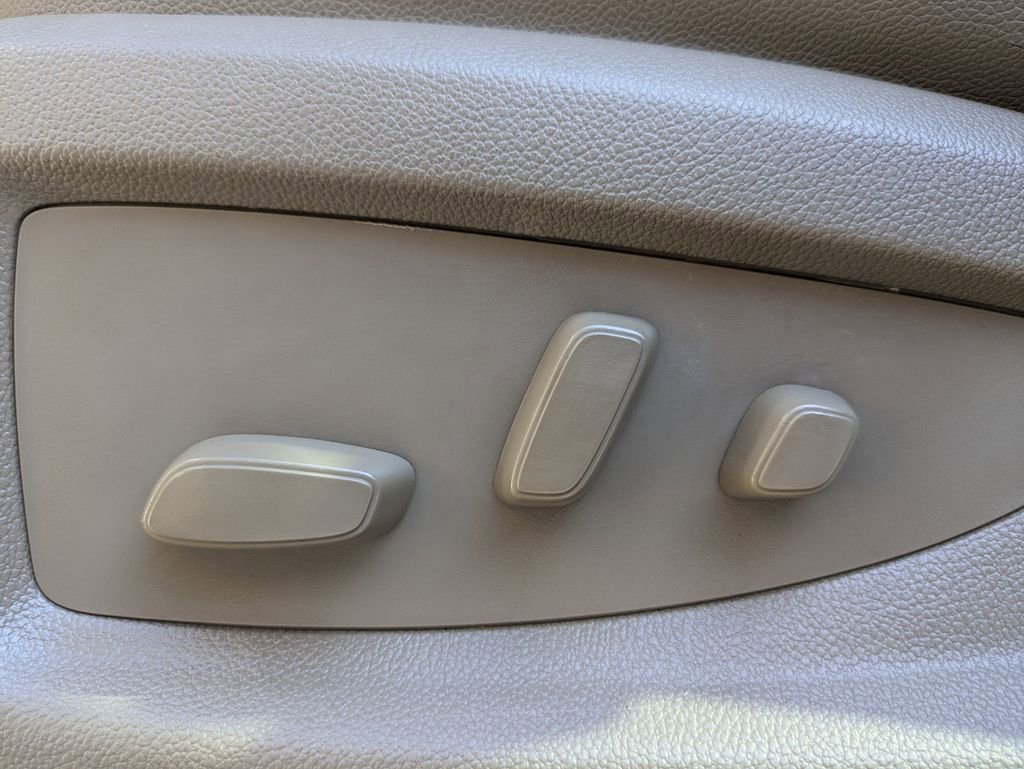 Used 2020 Chevrolet Tahoe Premier RWD image 23