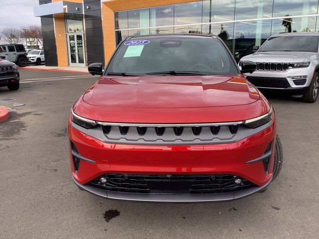 Used 2025 Jeep Wagoneer S Limited image 4