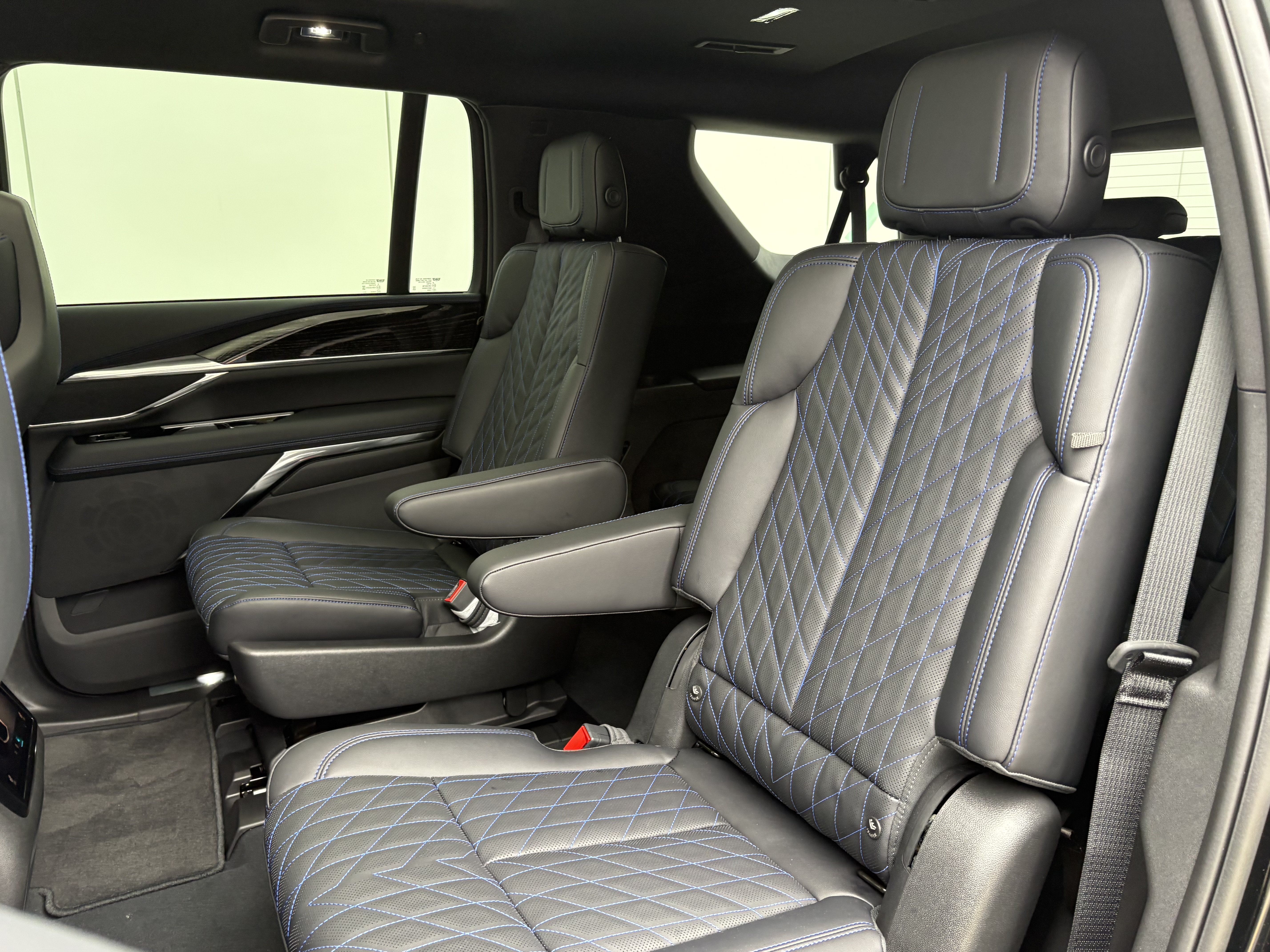 New 2026 Cadillac Escalade IQL Sport 1 AWD/4WD image 14