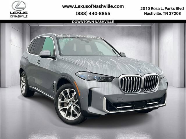 Used 2025 BMW X5 xDrive50e w/ Premium Package image 1