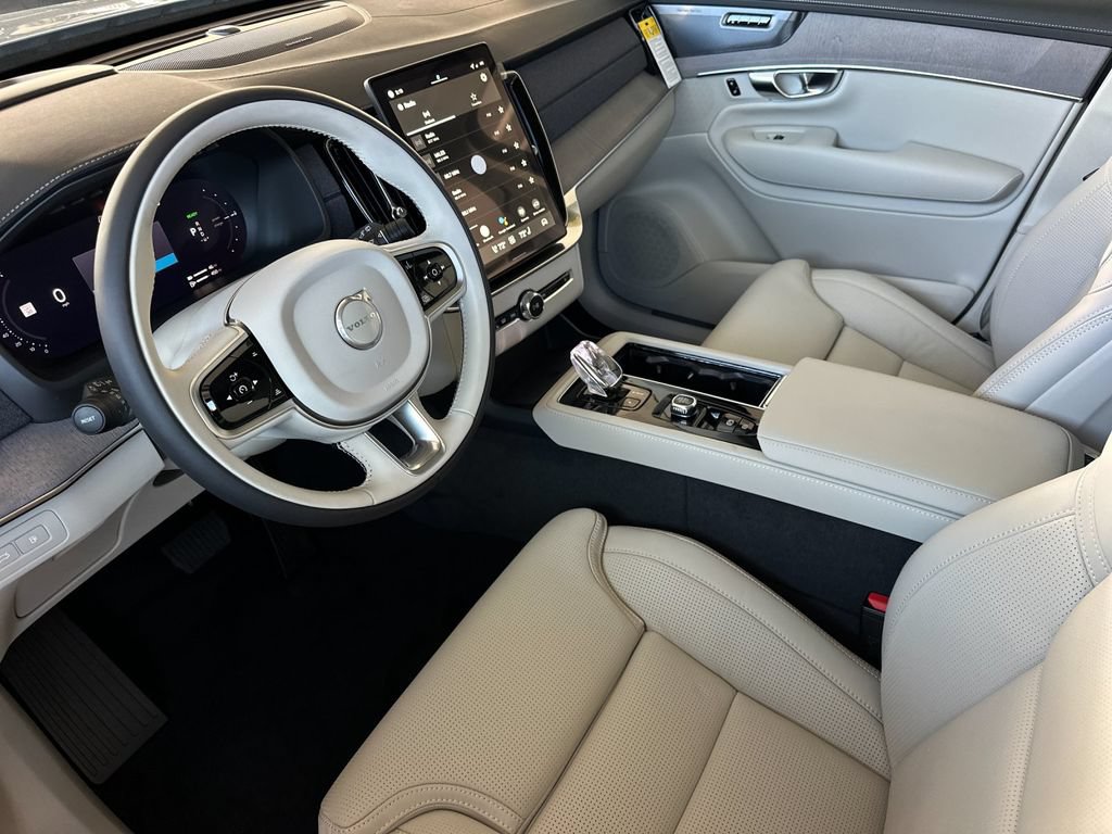 New 2026 Volvo XC90 T8 Ultra w/ Protection Package Premier AWD/4WD image 9