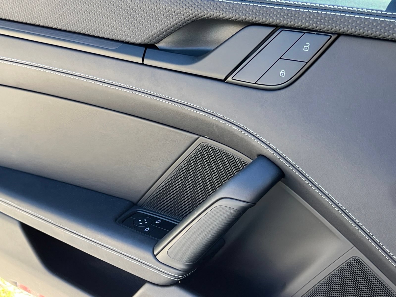 Certified 2022 Porsche 911 GT3 RWD image 32