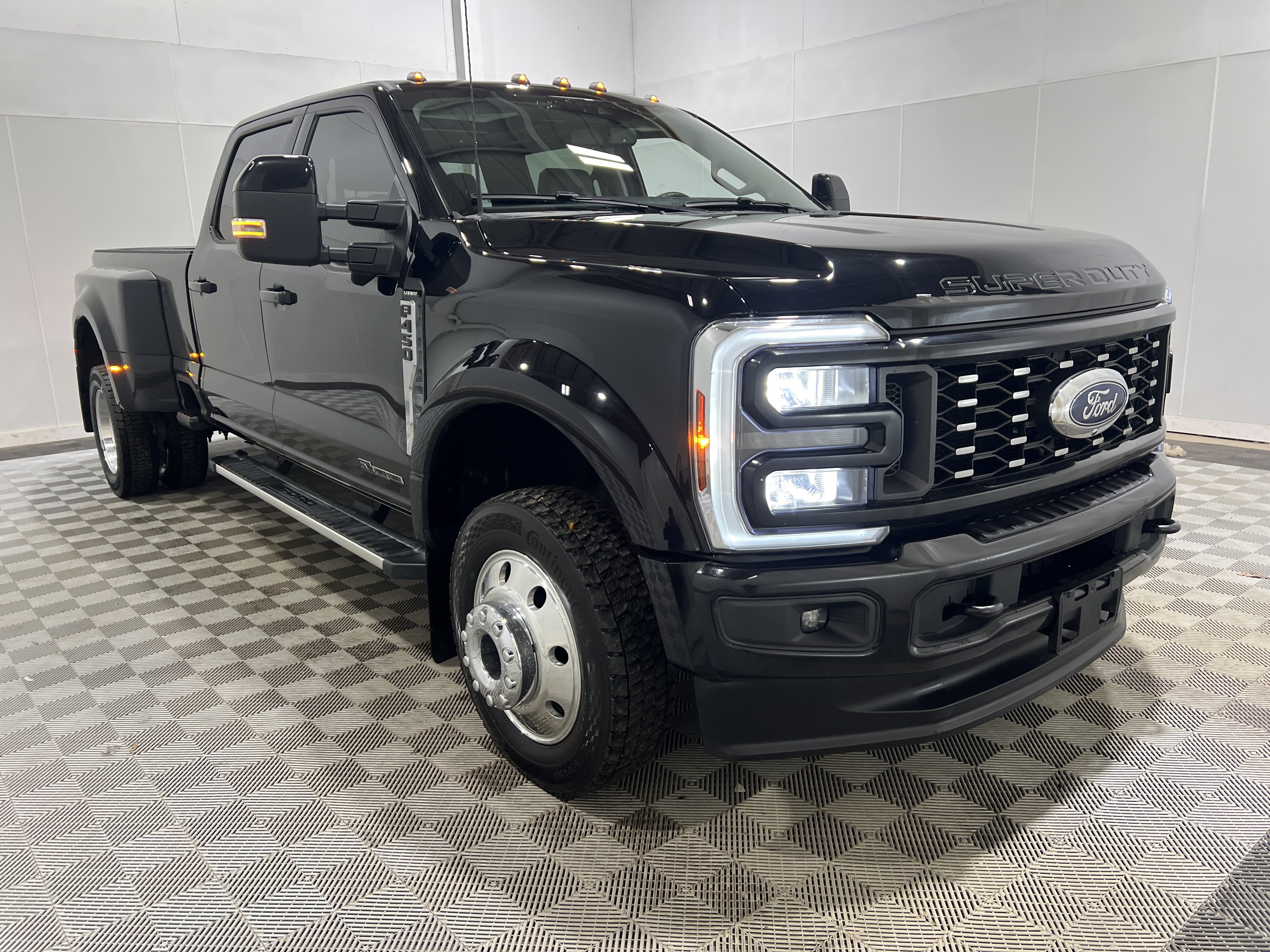 Used 2026 Ford F450 Lariat w/ Camper Package AWD/4WD image 4
