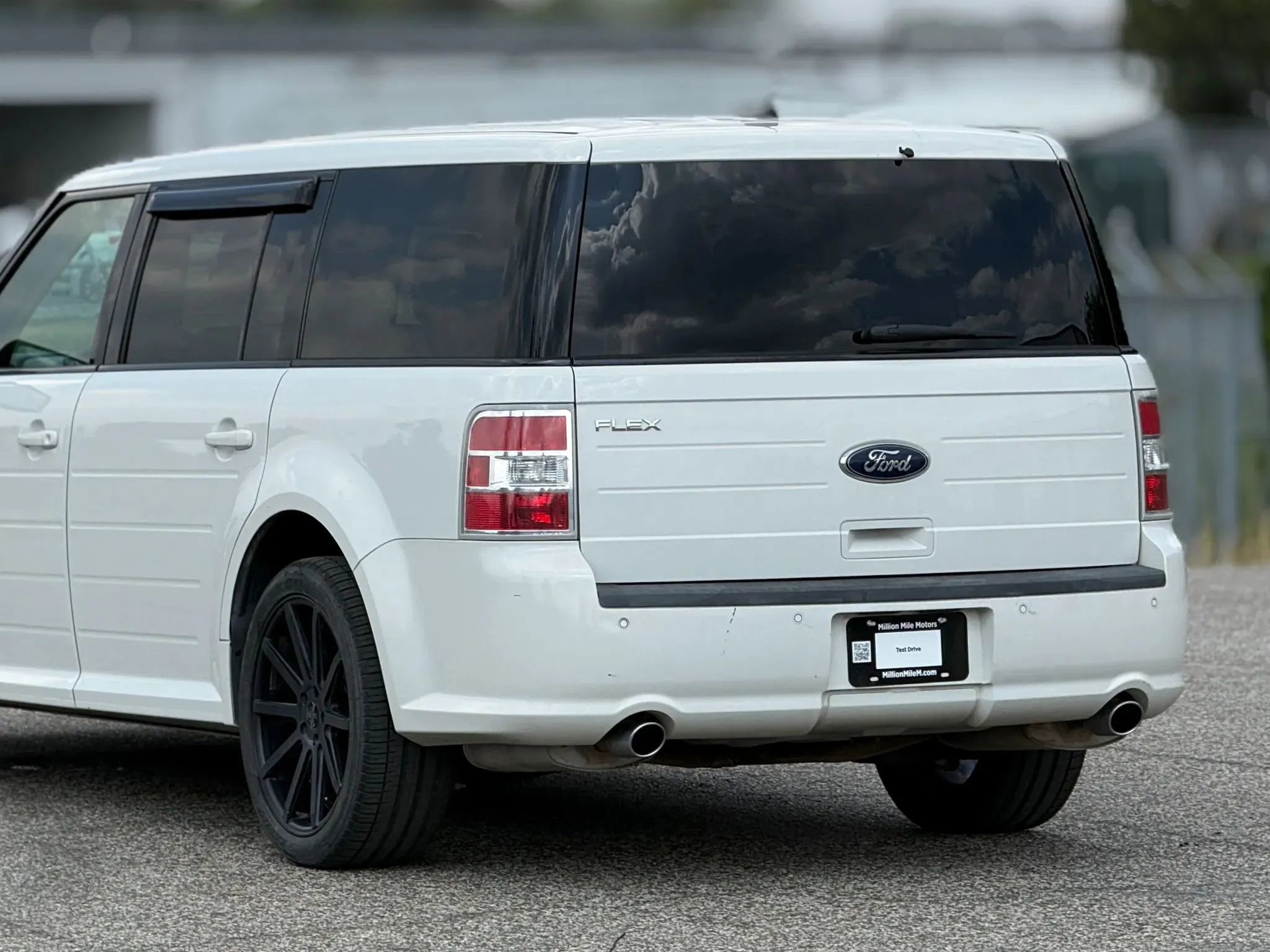 Used 2014 Ford Flex SE image 16